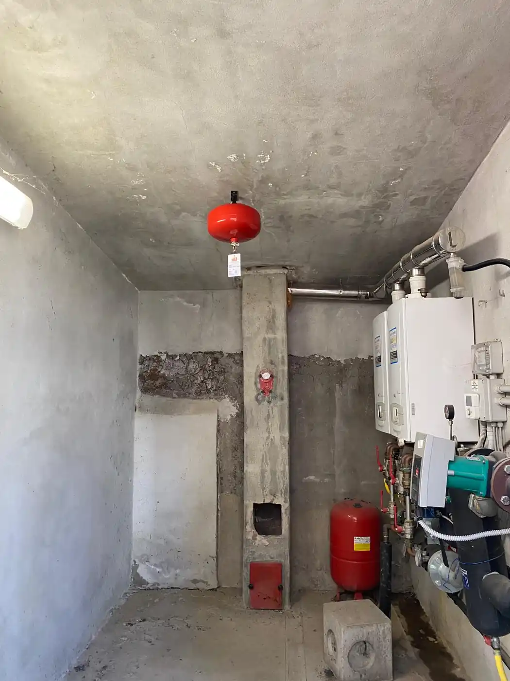Impianto di spegnimento automatico installato nella centrale termica di un condominio